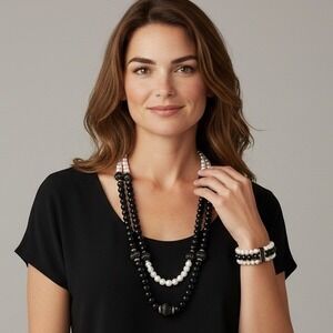 Chunky Chicos Statement Necklace Black White Glass Pearl and Stretch Bracelet